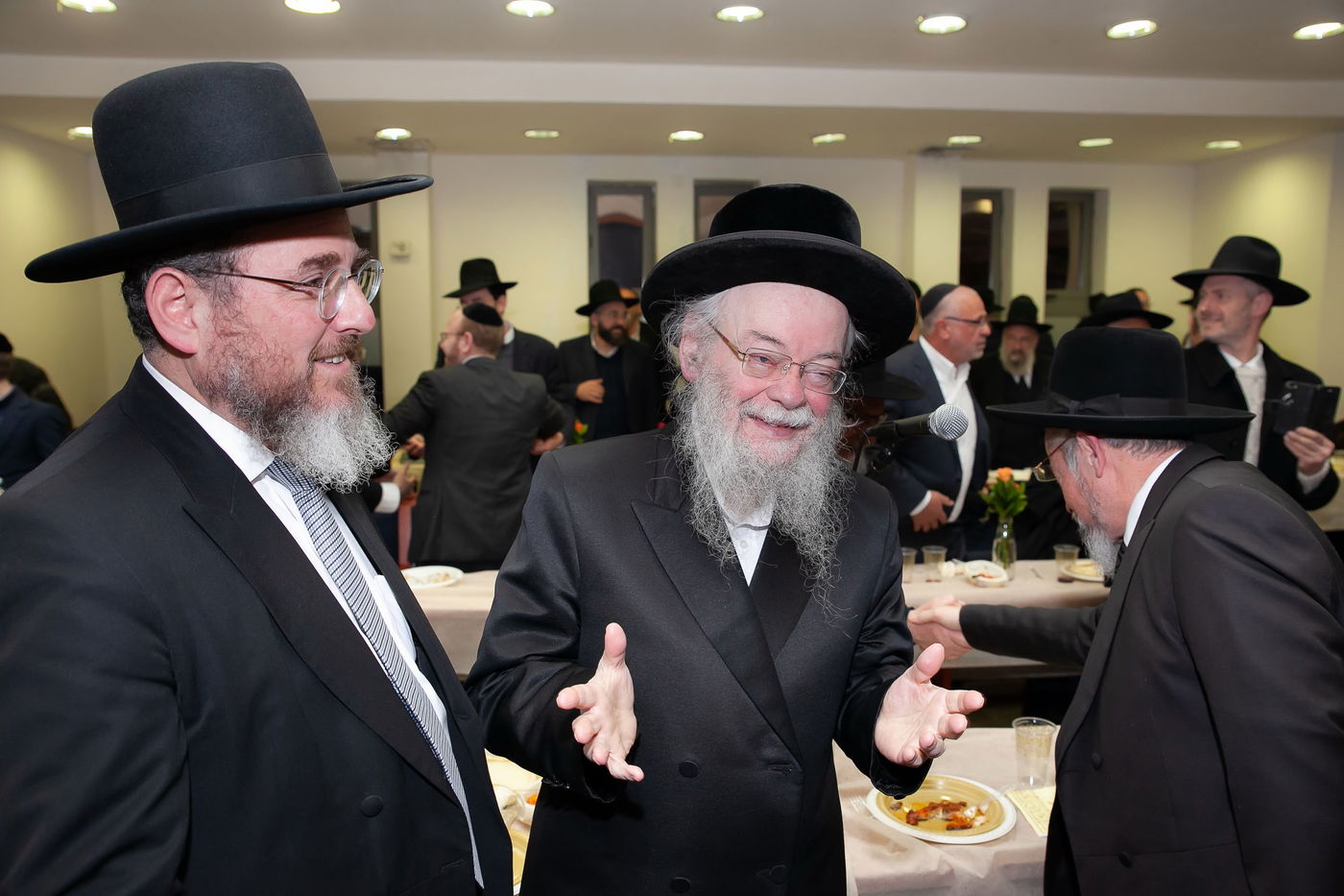 גדולי הרבנים בסיום הש"ס לע"נ הרבנית נעמי ברייטקופף ע"ה • צפו