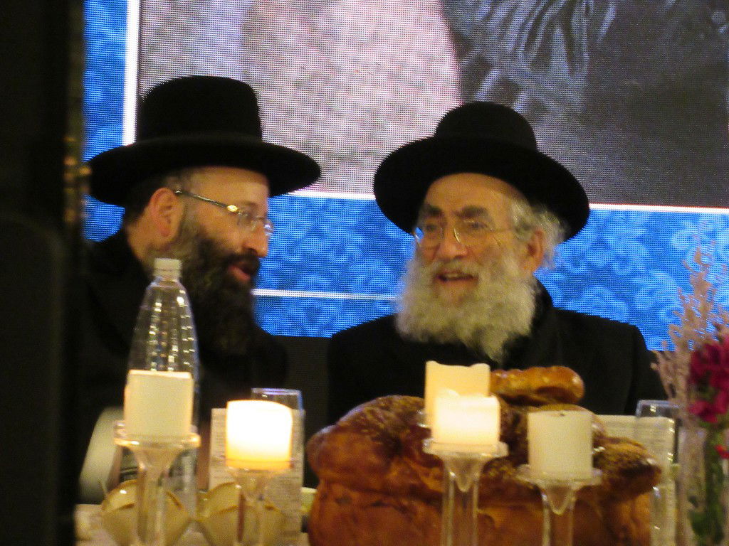 סיום הש"ס של הרב דוד זיכרמן בכותל המערבי