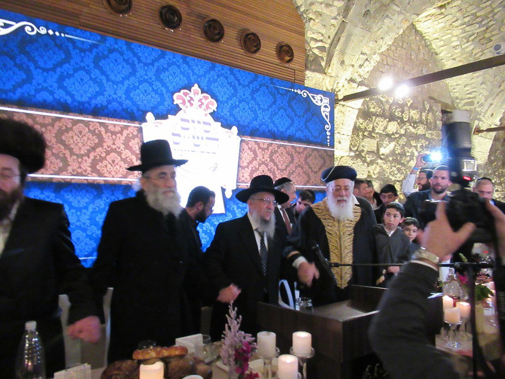 סיום הש"ס של הרב דוד זיכרמן בכותל המערבי