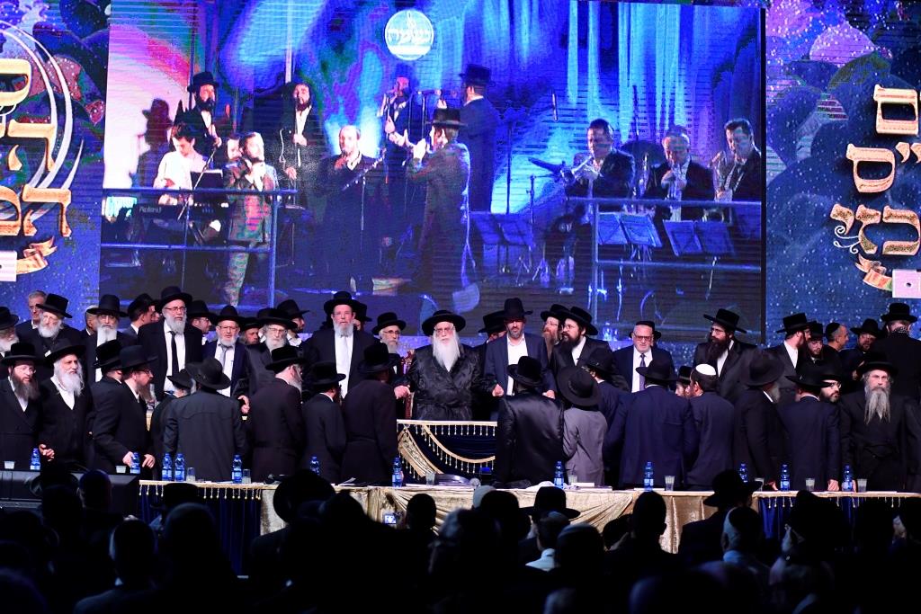 הראשל"צ הגר"י יוסף והאדמו"ר מצאנז ערכו סיום הש"ס