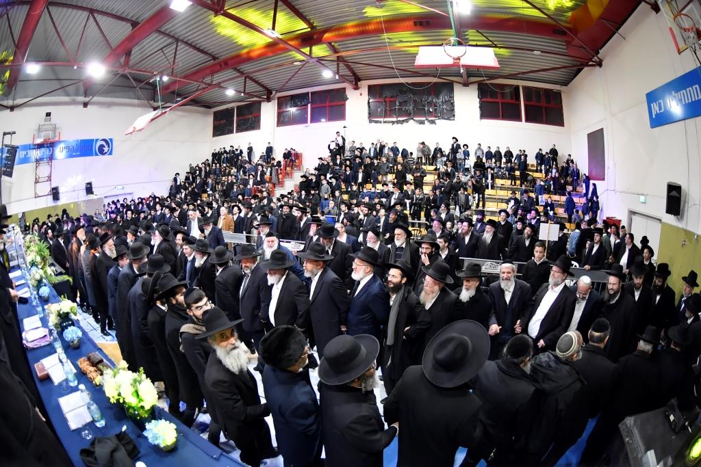 מאות סיימו את הש"ס בשכונת רמת שלמה