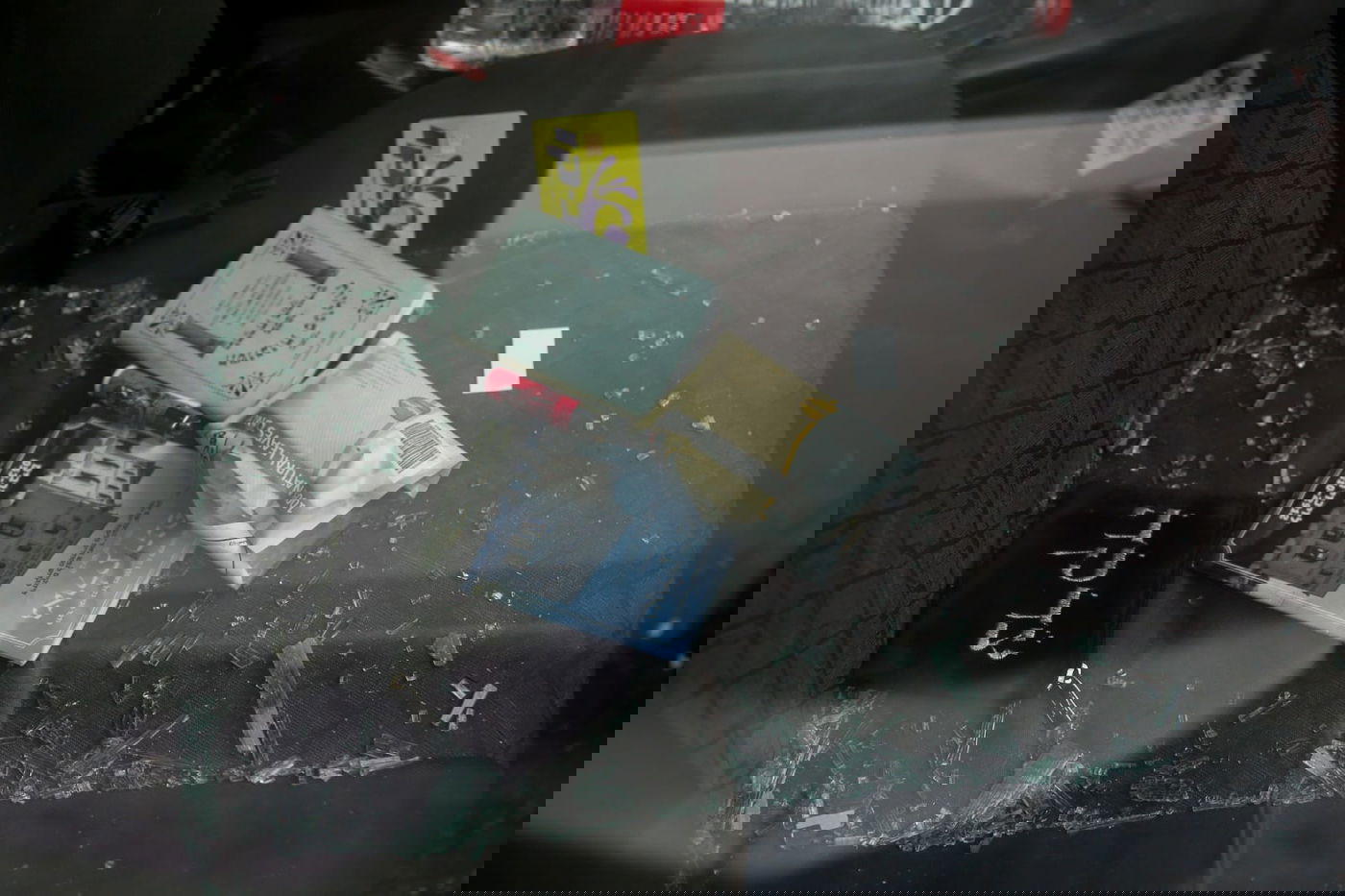 חרדי נפגע בינוני מאבנים שנזרקו על רכבו