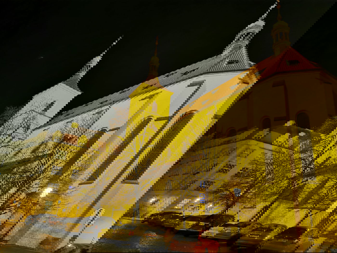 טיול דרך עדשת המצלמה לפראג הקסומה