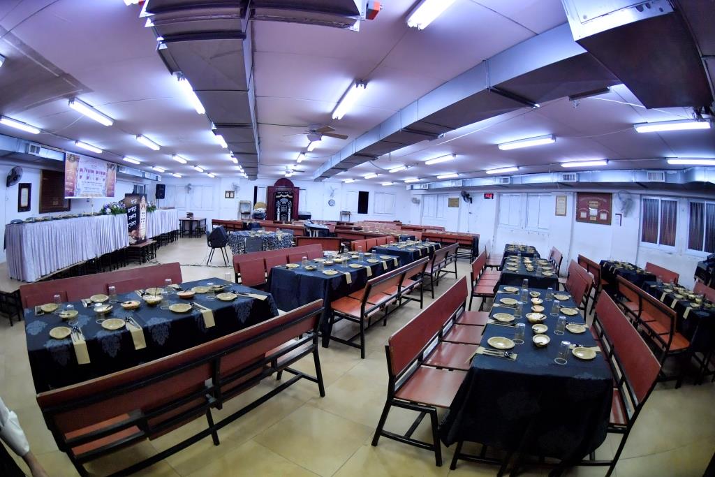 חסידי ויז'ניץ באשדוד סיימו והתחילו את הש"ס