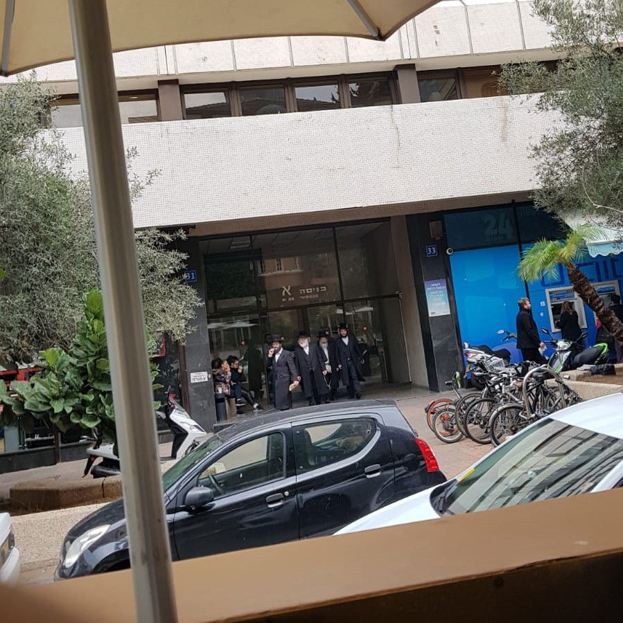 פרסום ראשון: חברי 'אגודה' נפגשו בחשאיות עם עו"ד יצחק מירון