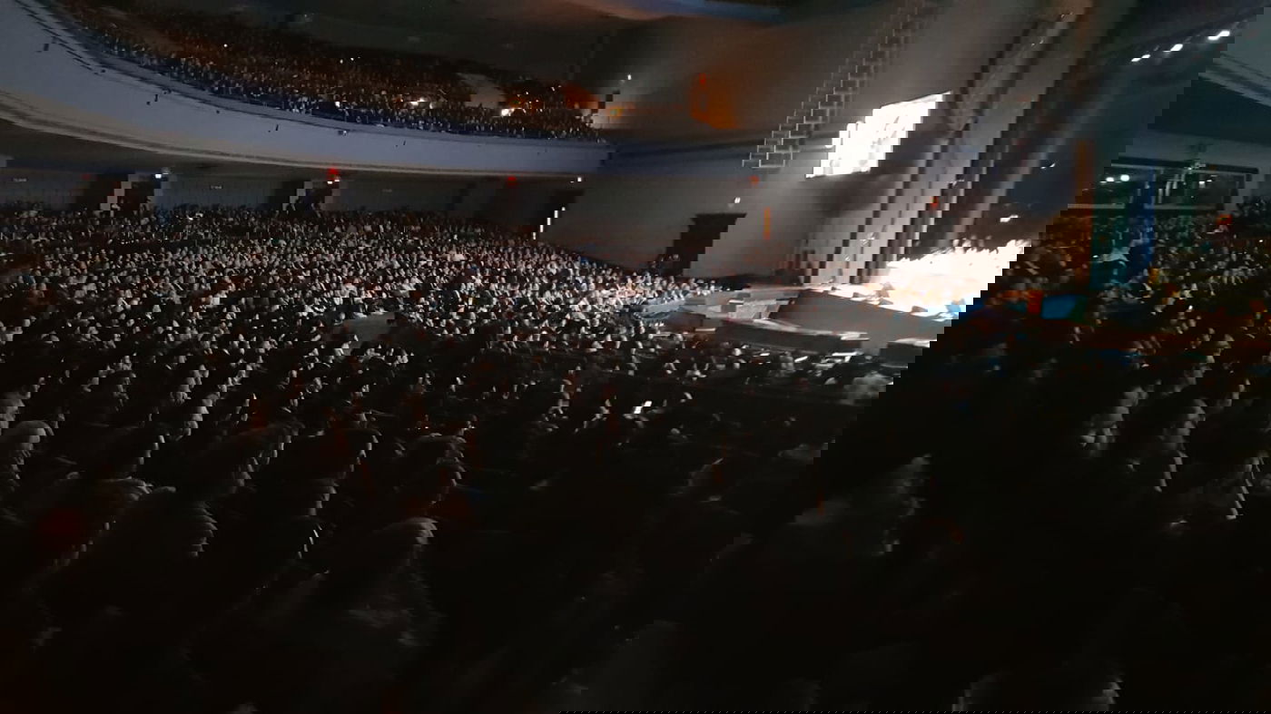 שיקגו: אלפי יהודים חגגו את סיום הש"ס • צפו