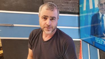 העיתונאי מתייעץ בטוויטר: האם כדאי לי להצטרף?