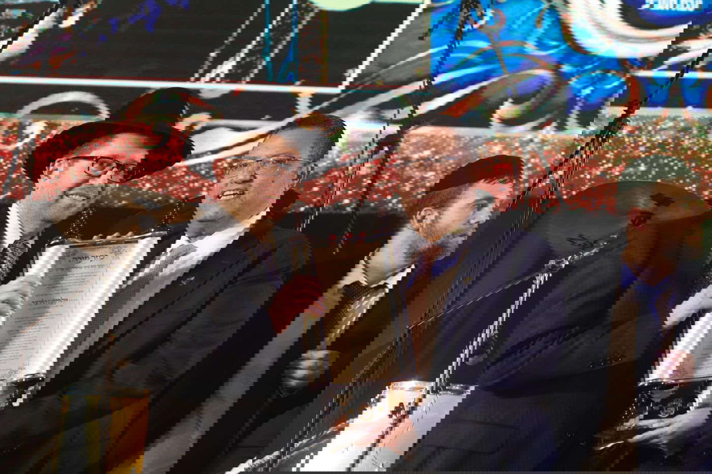 כך חגגו ב'שערי חסד' את סיום הש"ס ההיסטורי