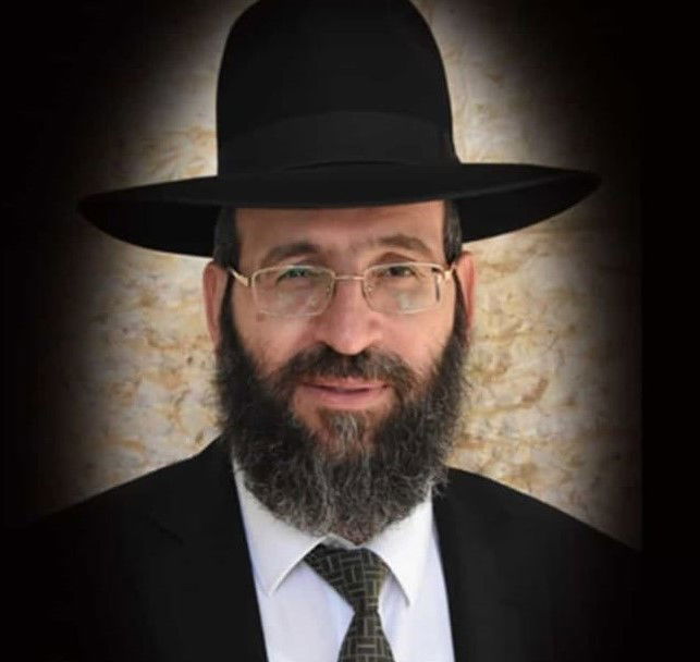 המחנך הרב משה אילוז חזר מהדף היומי, התמוטט ונפטר