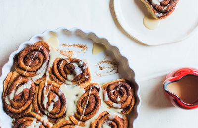 שבלולי שמרים עם קינמון