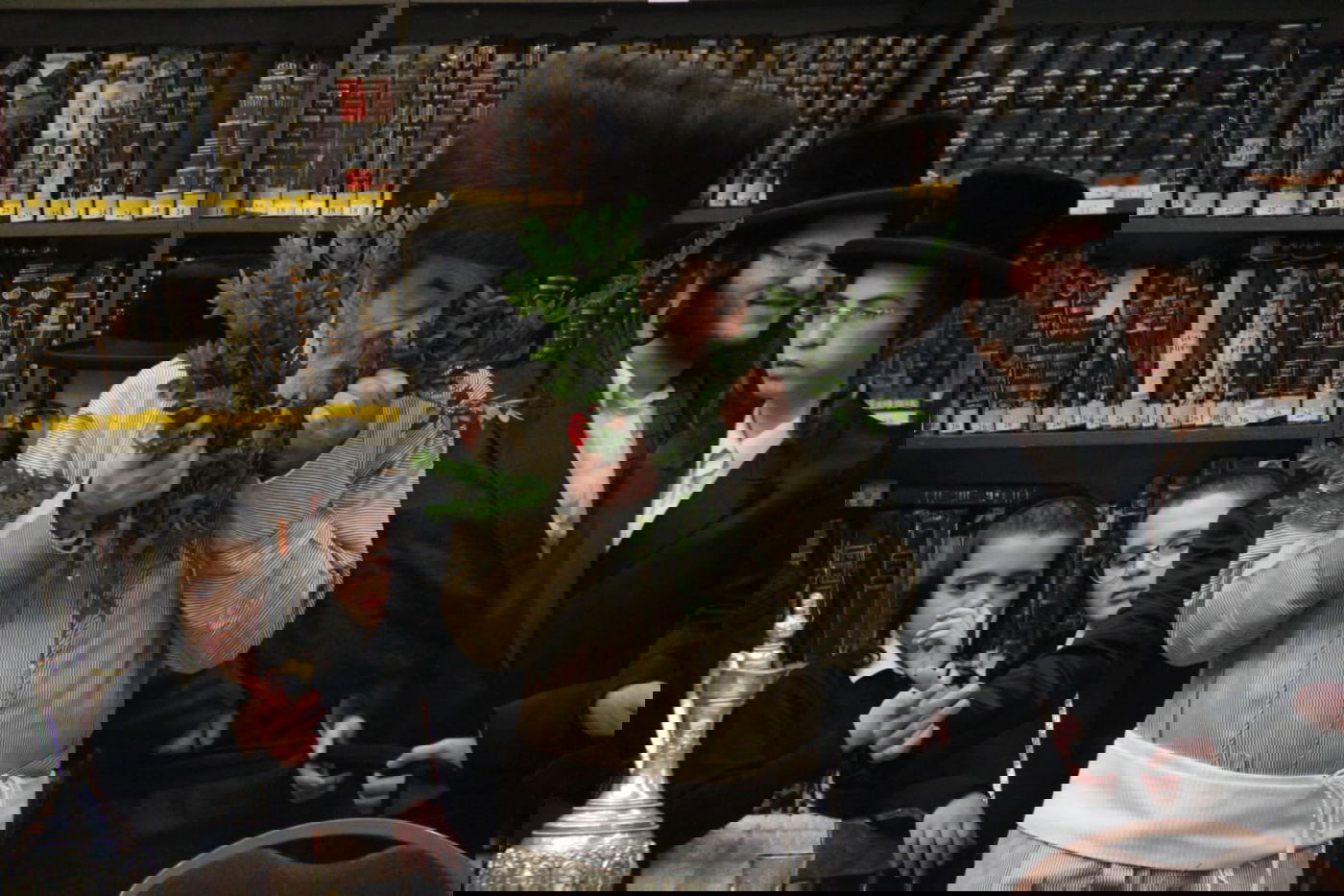 האדמו"רים מנדבורנה-צפת ולעלוב בצוותא בבני ברק