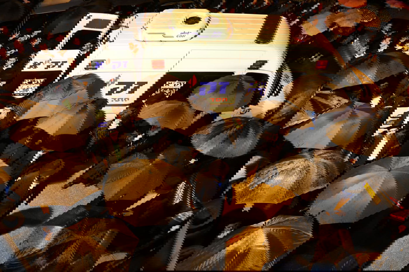 מסע הלווית הרבנית צפורה שפירא ע"ה. צפו