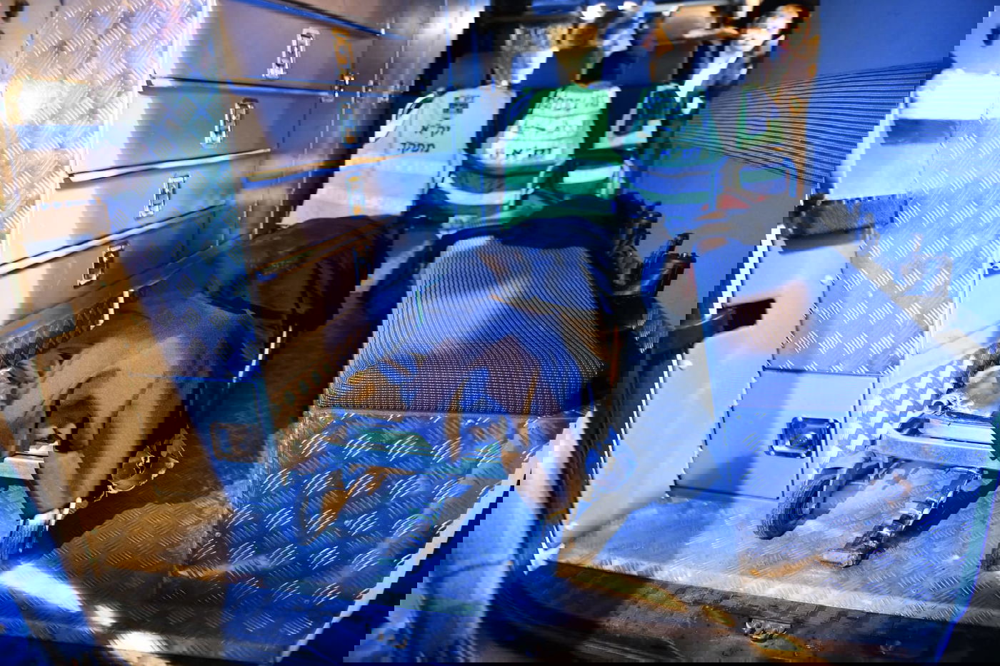 מסע הלווית הרבנית צפורה שפירא ע"ה. צפו