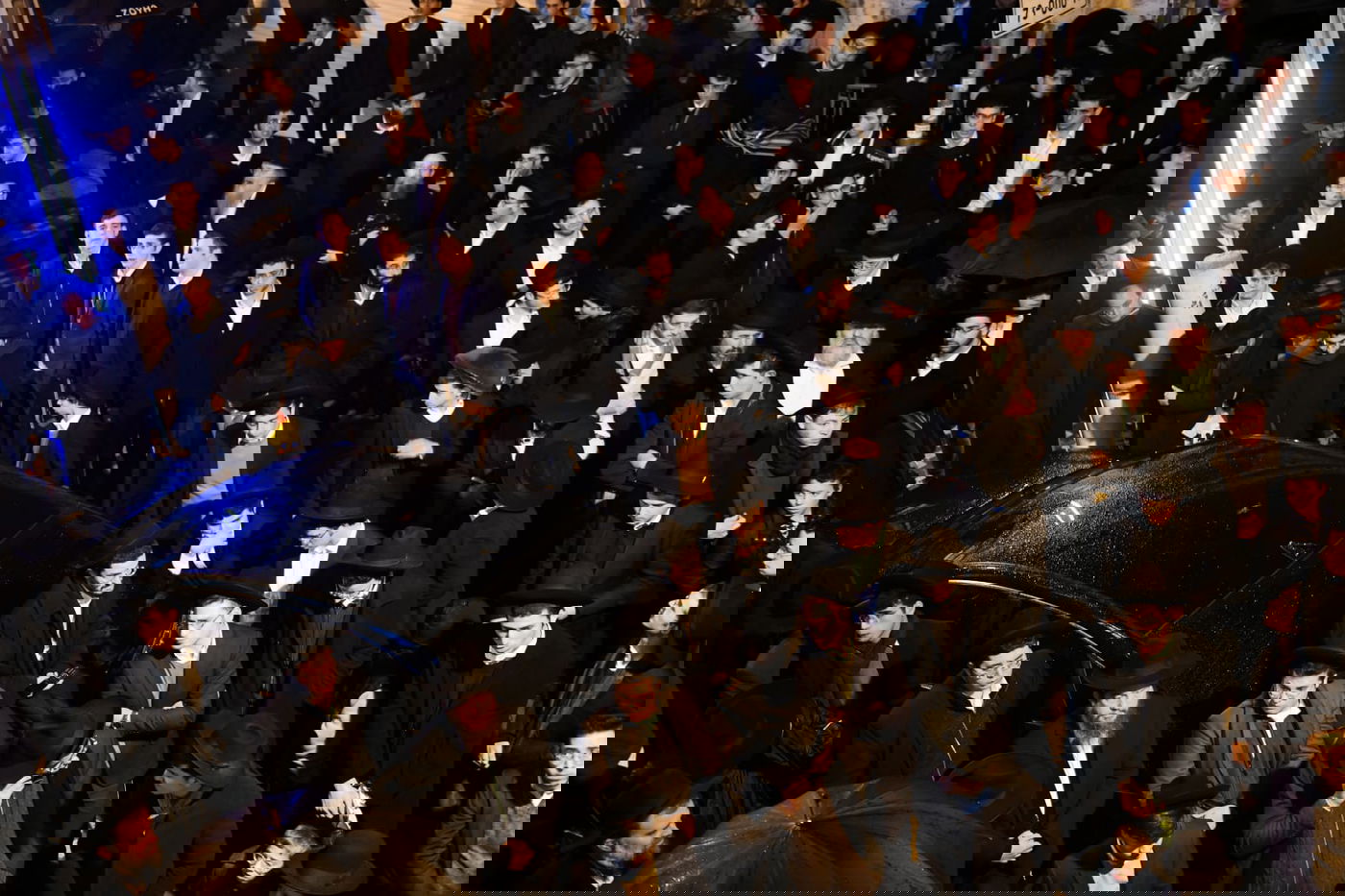 מסע הלווית הרבנית צפורה שפירא ע"ה. צפו