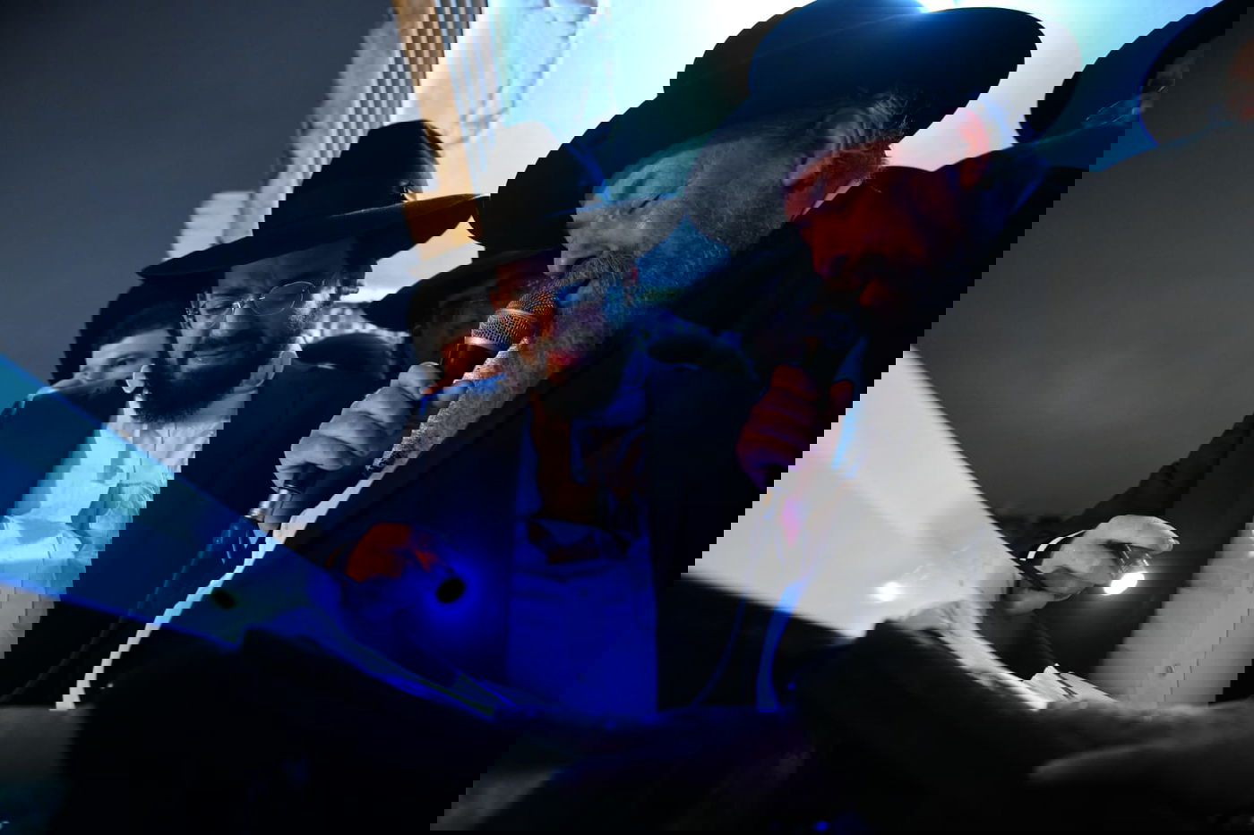 מסע הלווית הרבנית צפורה שפירא ע"ה. צפו