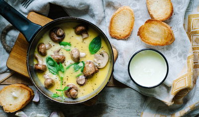 פונדו פטריות וגאודה שוויצרי