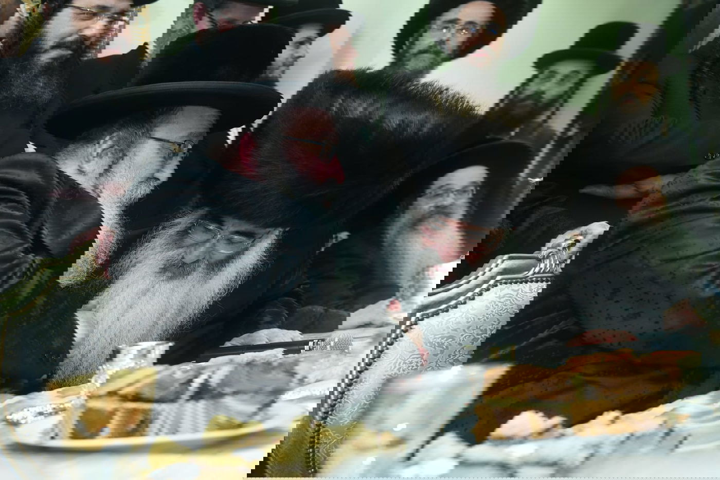 בבית האדמו"ר זצוק"ל: נכדת ראשי הישיבות התארסה