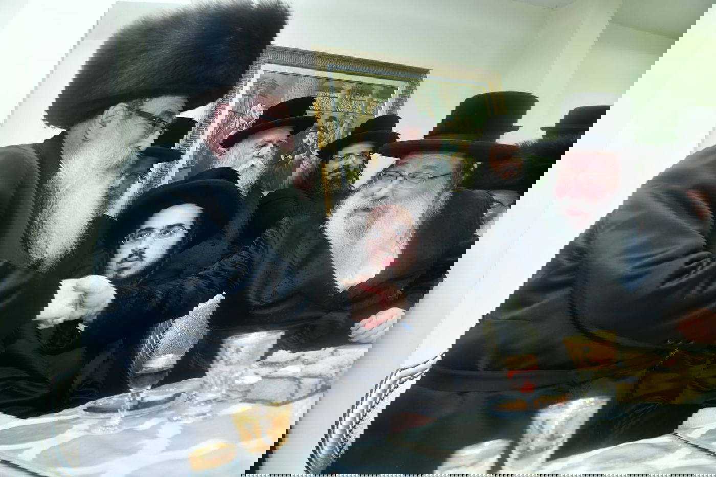 בבית האדמו"ר זצוק"ל: נכדת ראשי הישיבות התארסה