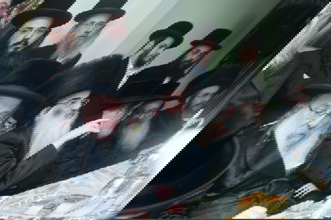 בבית האדמו"ר זצוק"ל: נכדת ראשי הישיבות התארסה