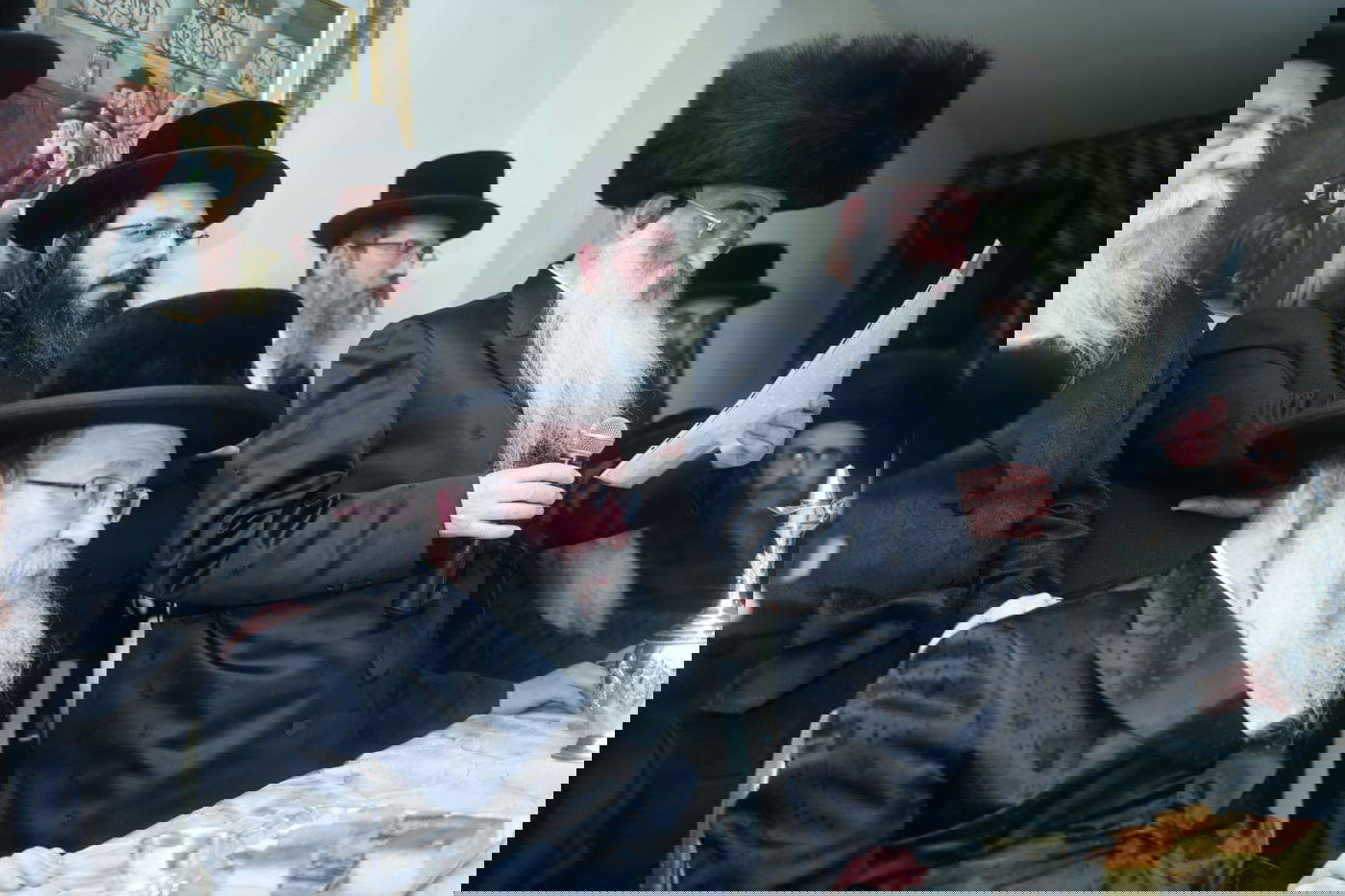 בבית האדמו"ר זצוק"ל: נכדת ראשי הישיבות התארסה