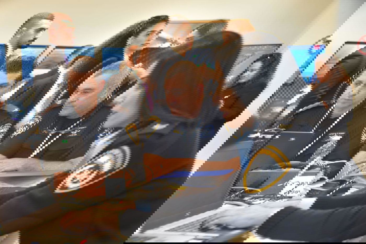 אלפי שוטרים מאבטחים במבצע 'פני עתיד'