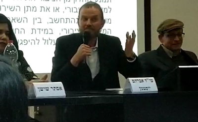 עו"ד אברהם יוסטמן תקף את שדולת הנשים • צפו