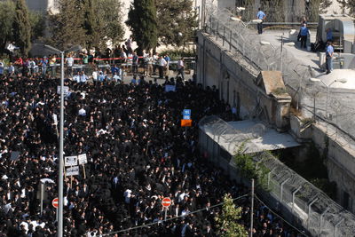 מגרש הרוסים. ארכיון