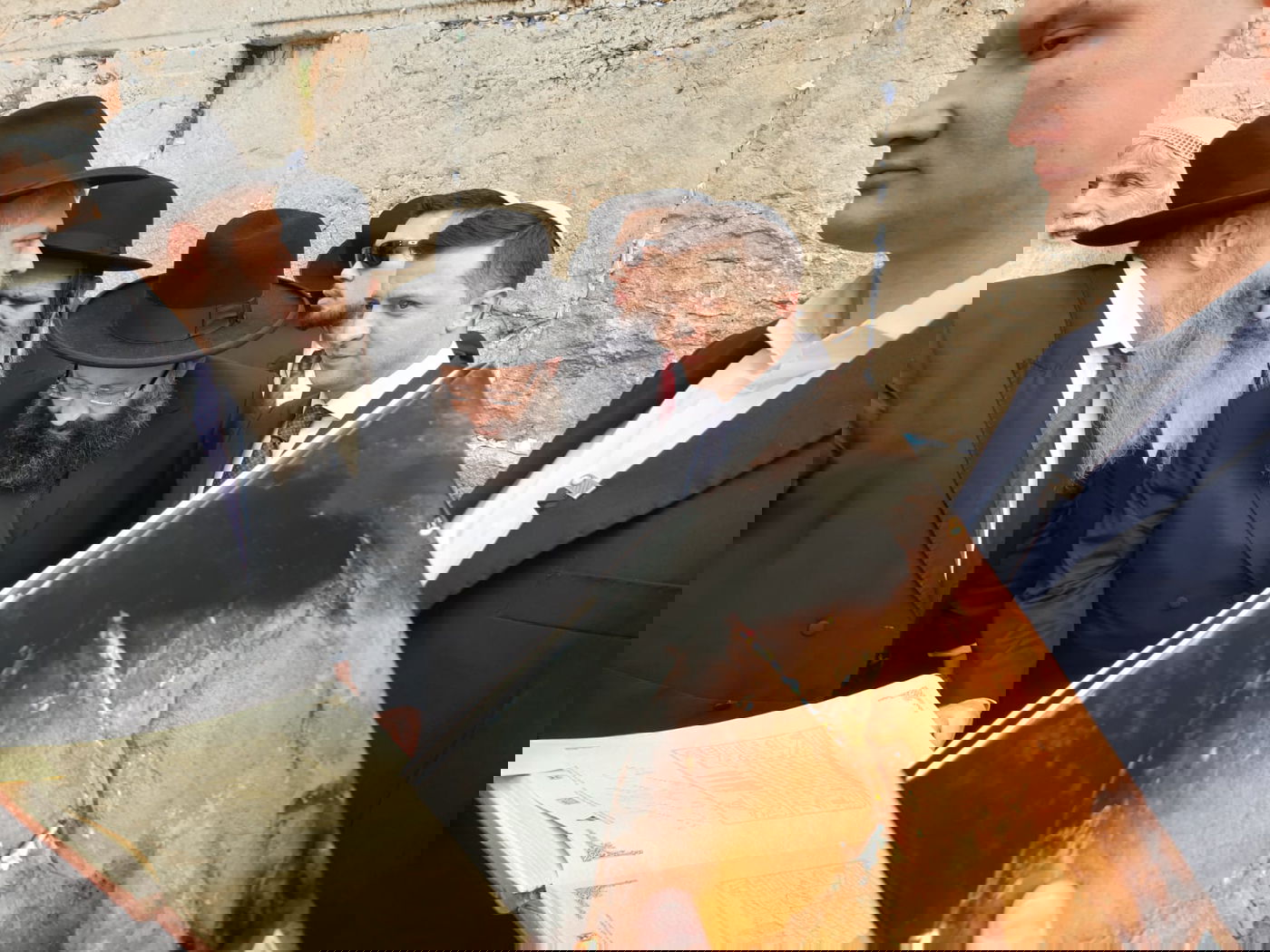 נשיא אוקראינה ולדימיר זלנסקי ביקר בכותל המערבי • תיעוד