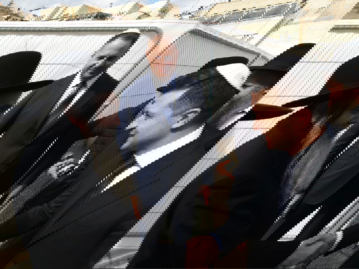 נשיא אוקראינה ולדימיר זלנסקי ביקר בכותל המערבי • תיעוד