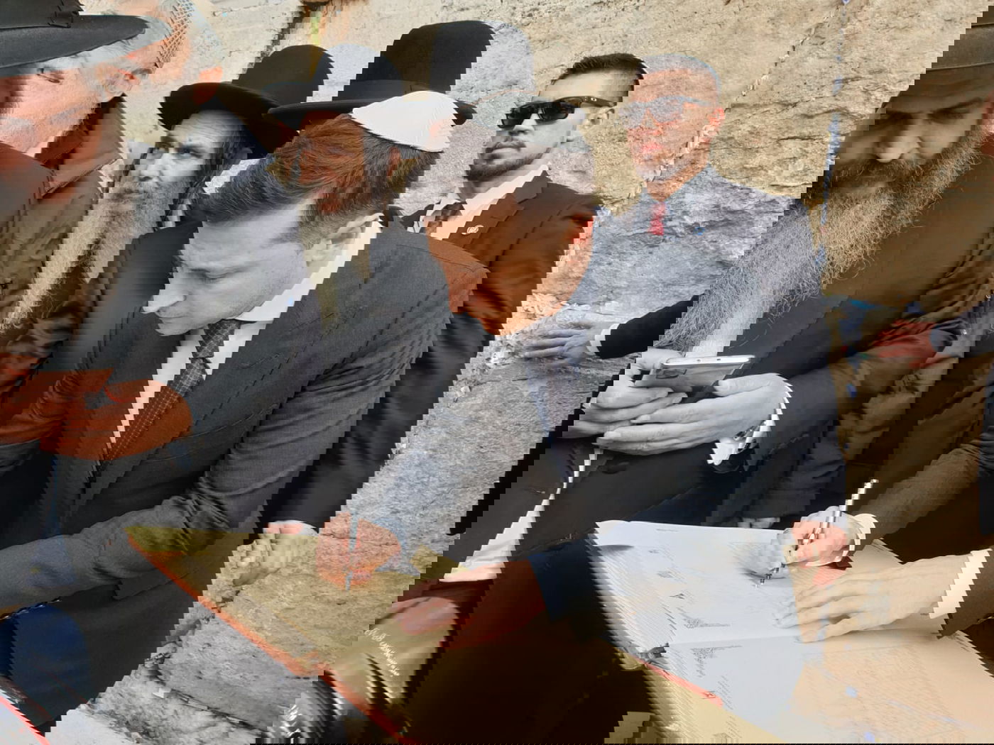 נשיא אוקראינה ולדימיר זלנסקי ביקר בכותל המערבי • תיעוד