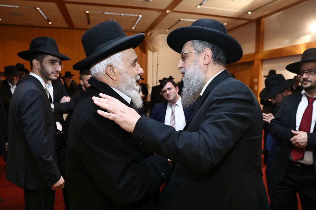 חבר המועצת חיתן את בתו, כולם התייצבו • צפו