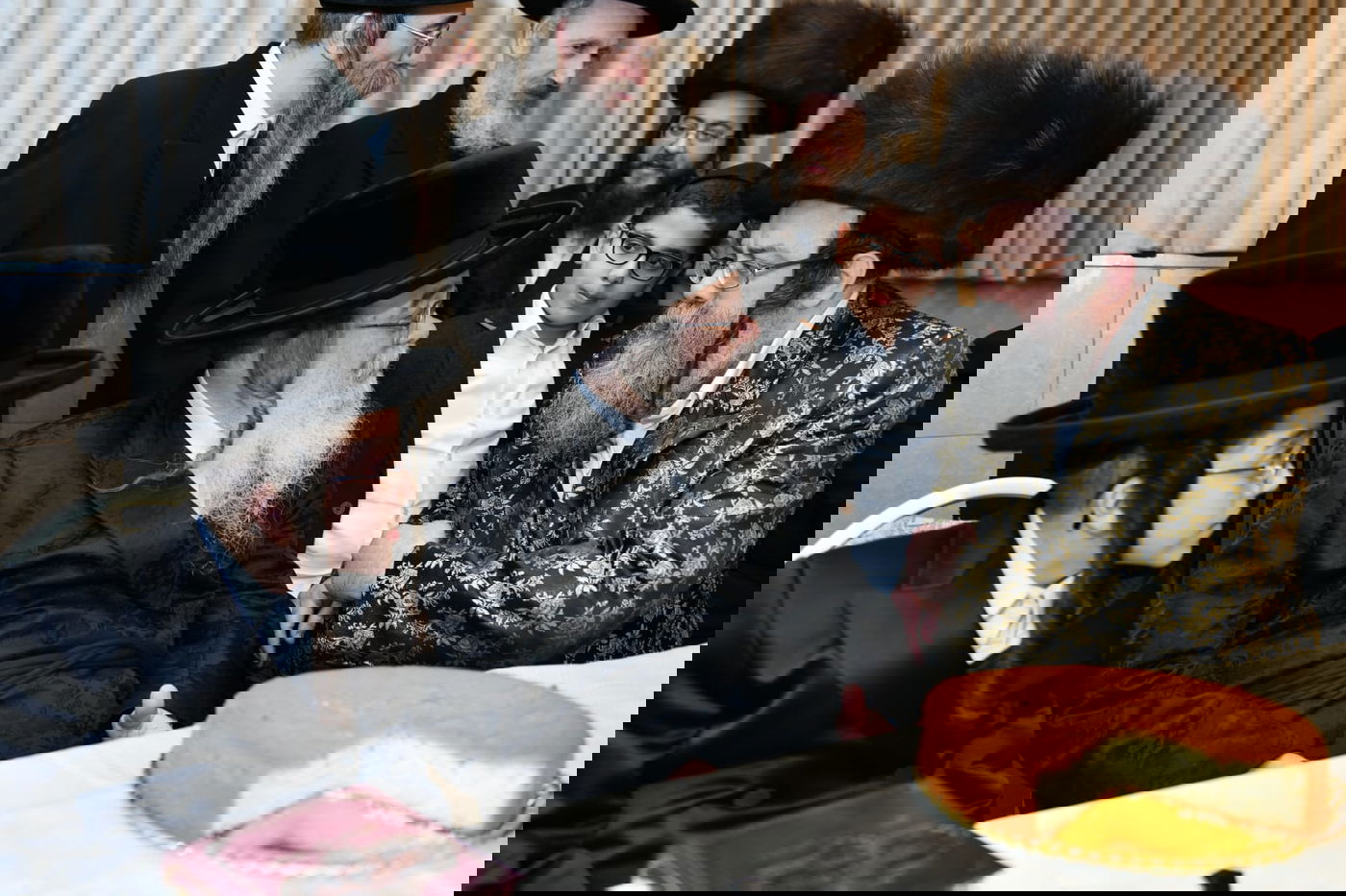 האדמו"ר מלייפניק ערך בר מצווה לבן זקוניו