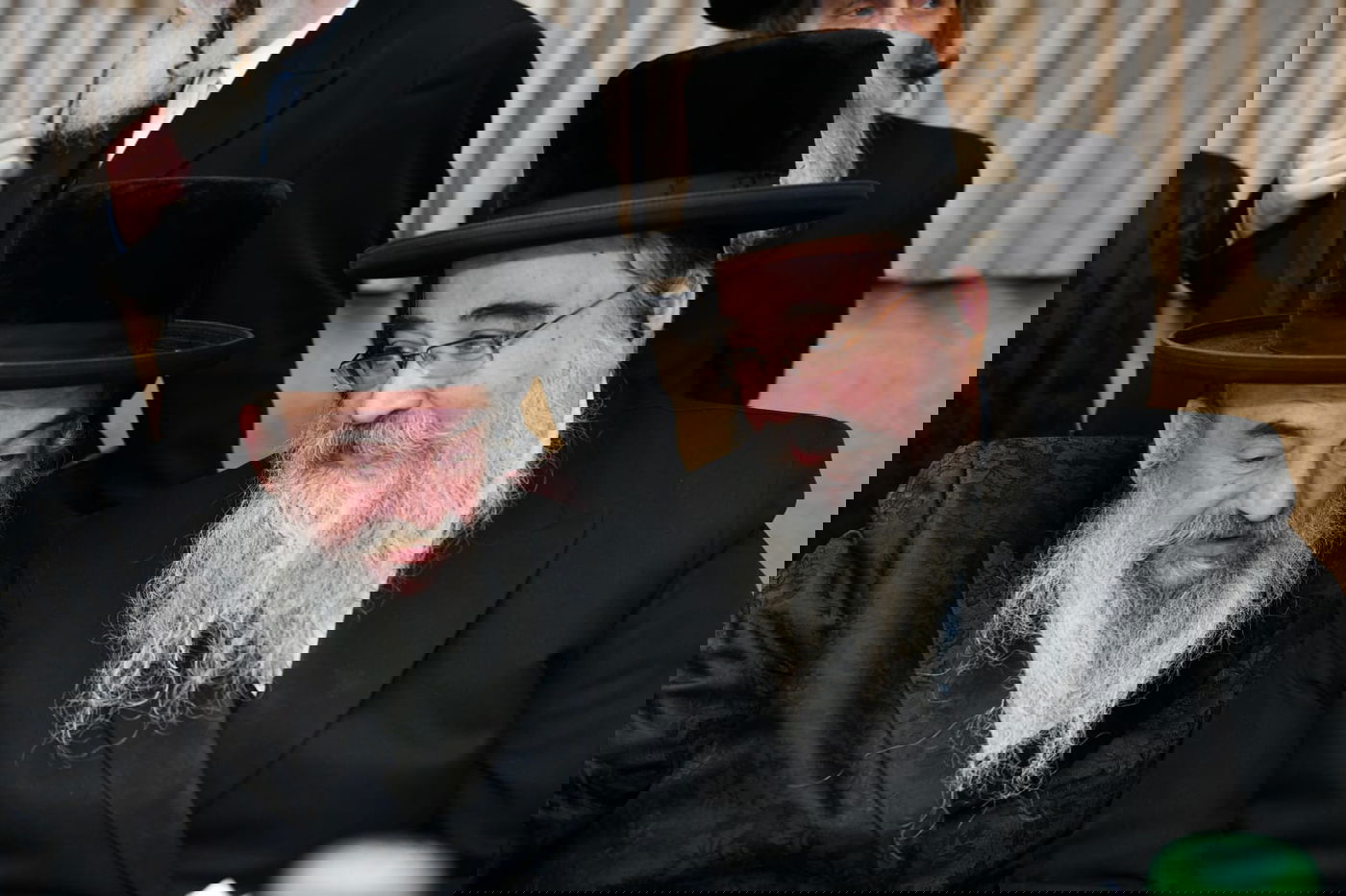 האדמו"ר מלייפניק ערך בר מצווה לבן זקוניו