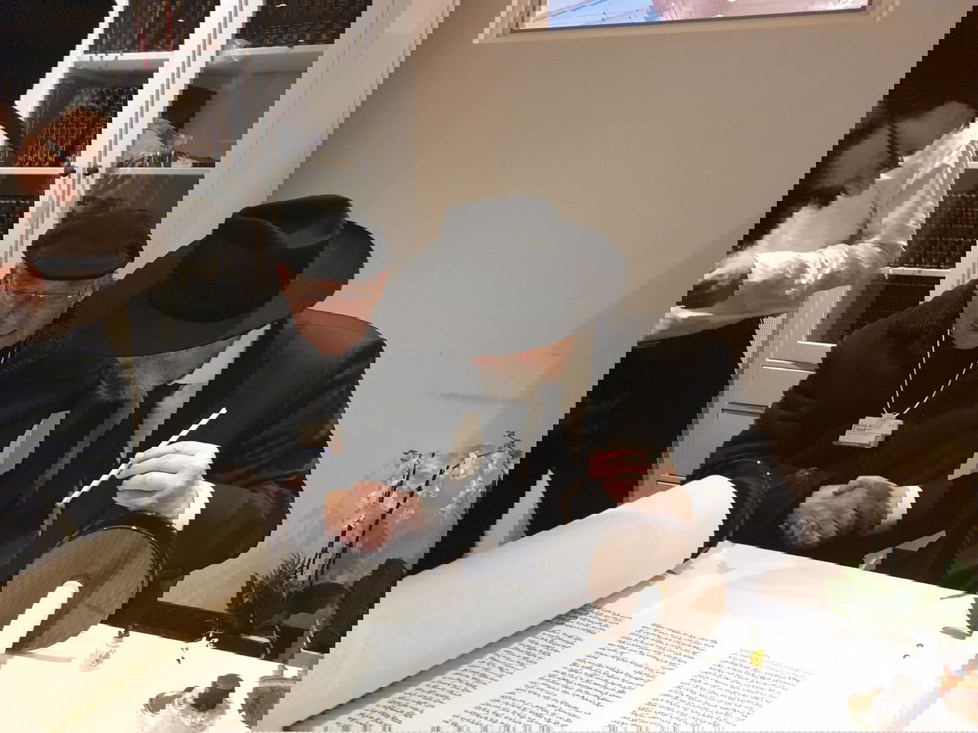 המיליארדר החרדי הופתע ליום הולדתו • צפו