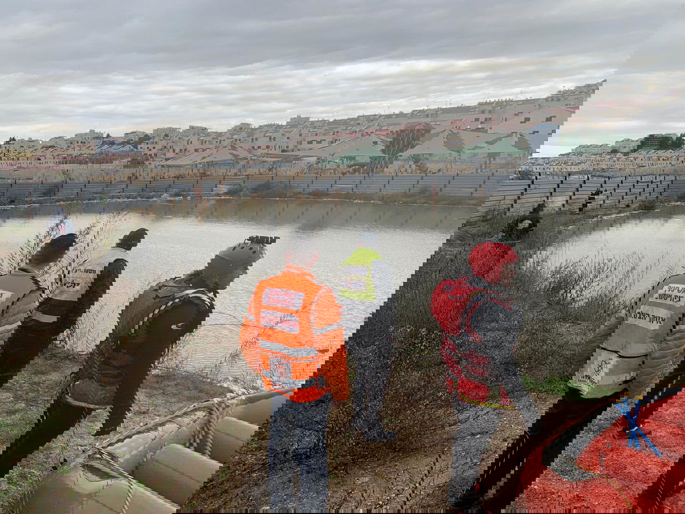 רגעים של חרדה, בגלל ילד שנכנס למאגר מים