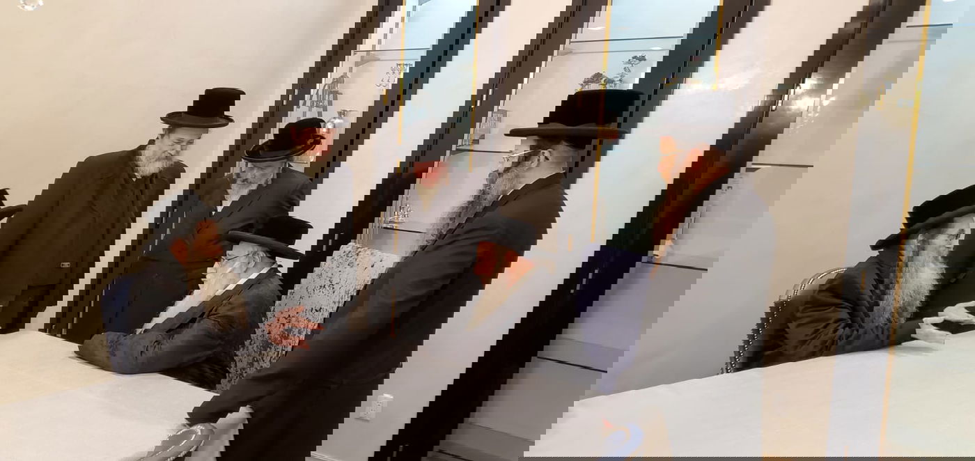 המסע של הרבי מצאנז בקרב חסידיו בארה"ב