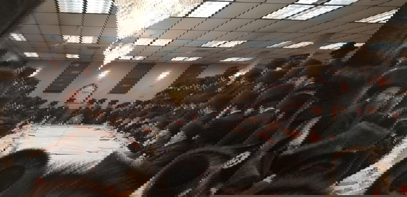 המסע של הרבי מצאנז בקרב חסידיו בארה"ב