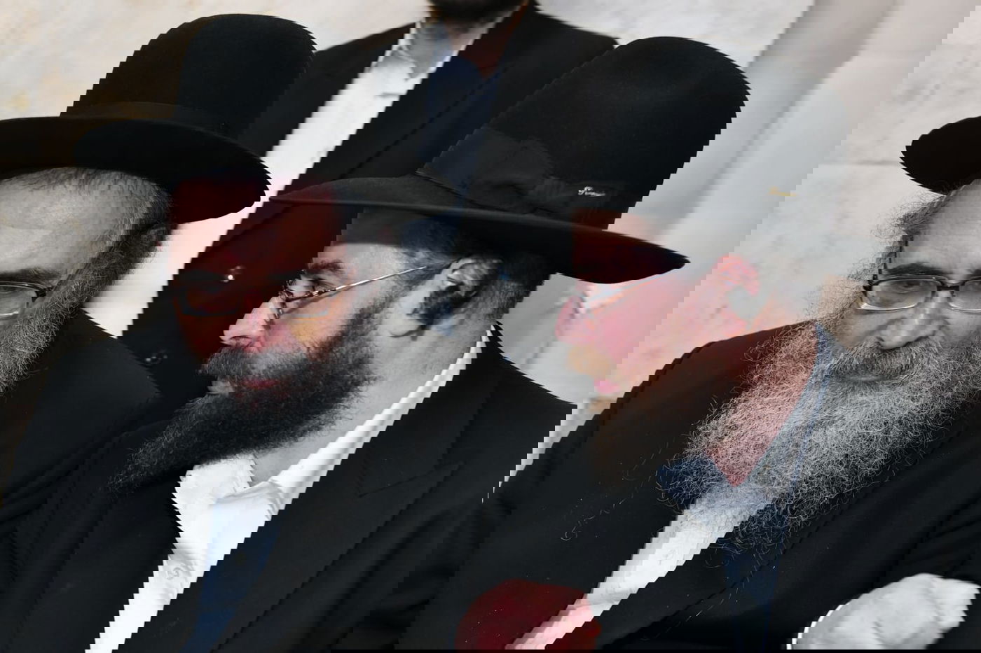 שמחת תלמידי החזון איש: רב הקהילה חיתן