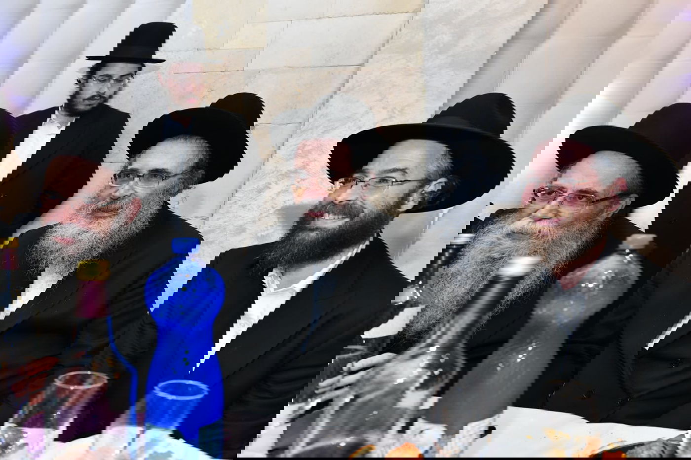 שמחת תלמידי החזון איש: רב הקהילה חיתן