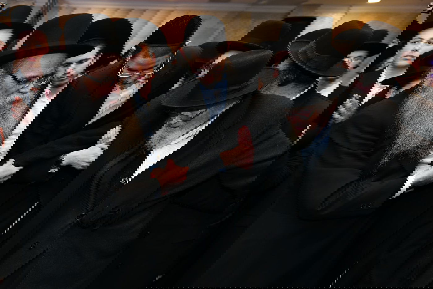 שמחת תלמידי החזון איש: רב הקהילה חיתן