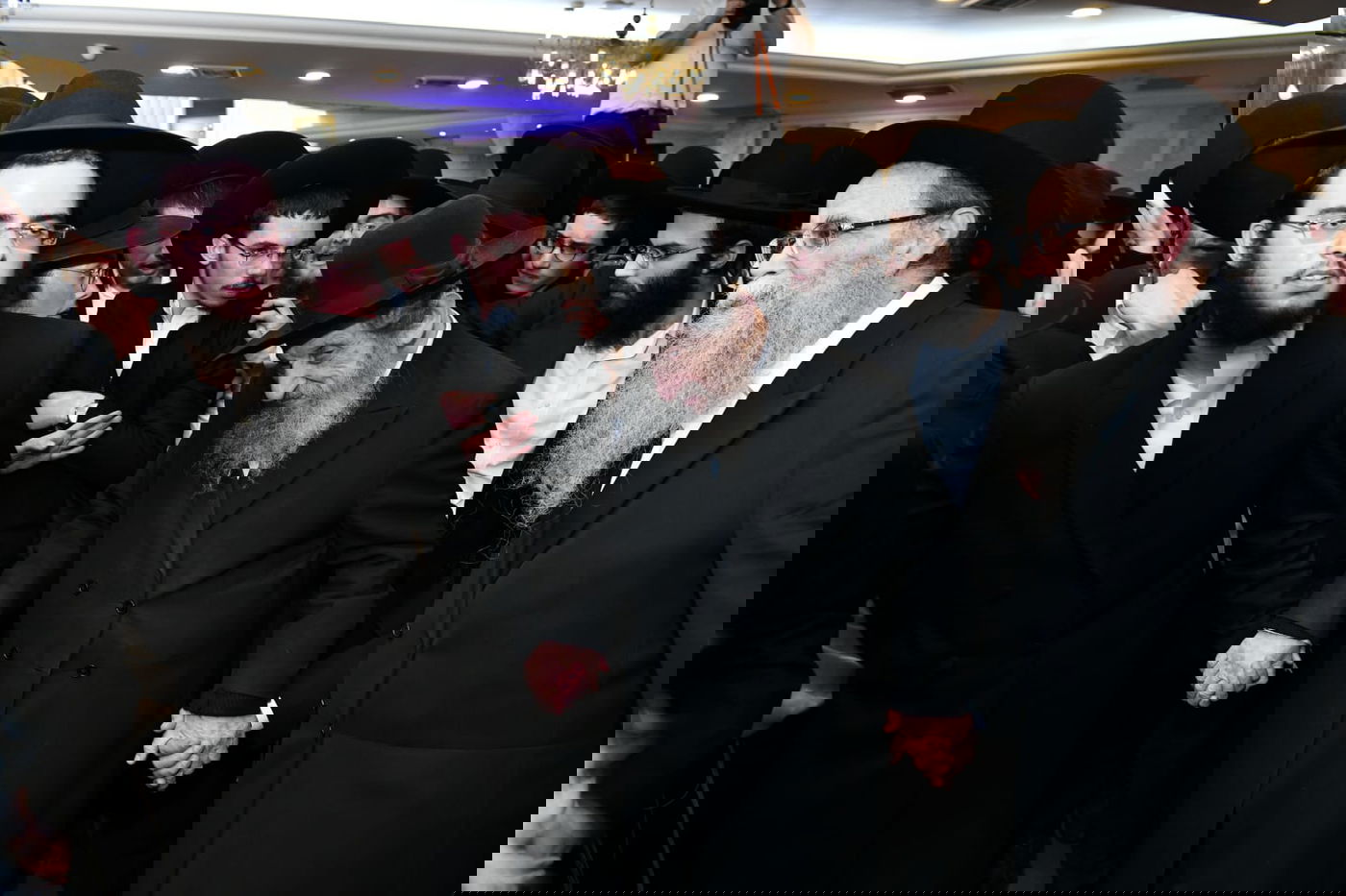 שמחת תלמידי החזון איש: רב הקהילה חיתן