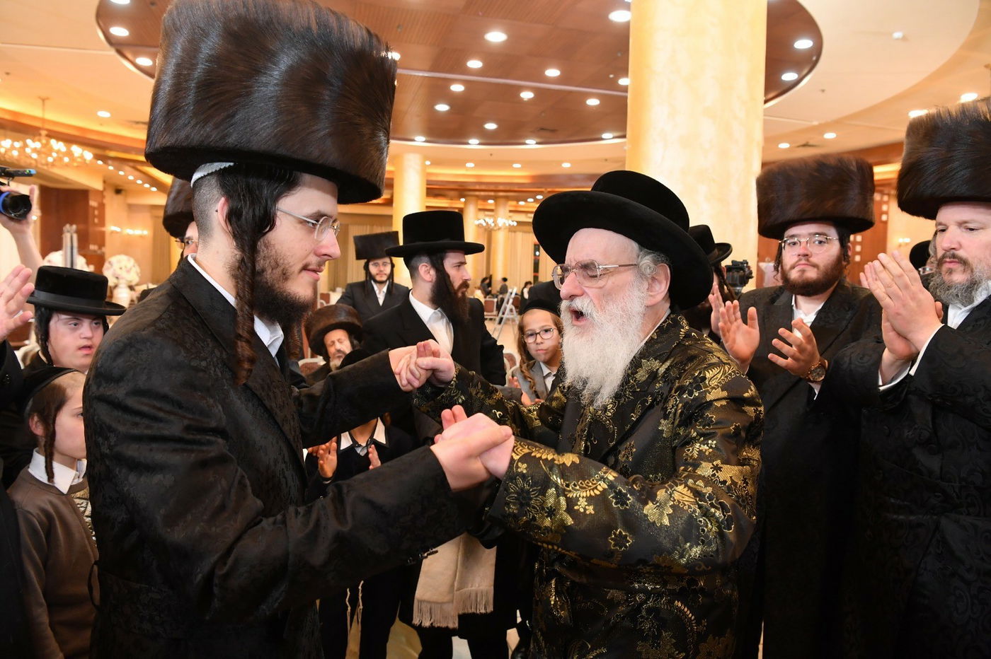 כולם התייצבו בחתונת בנו של מאיר רובינשטיין • גלריה