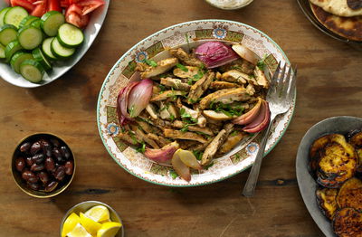 שווארמה עם ירקות צלויים ורוטב מופלא - שלא תתחרטו שאכלתם