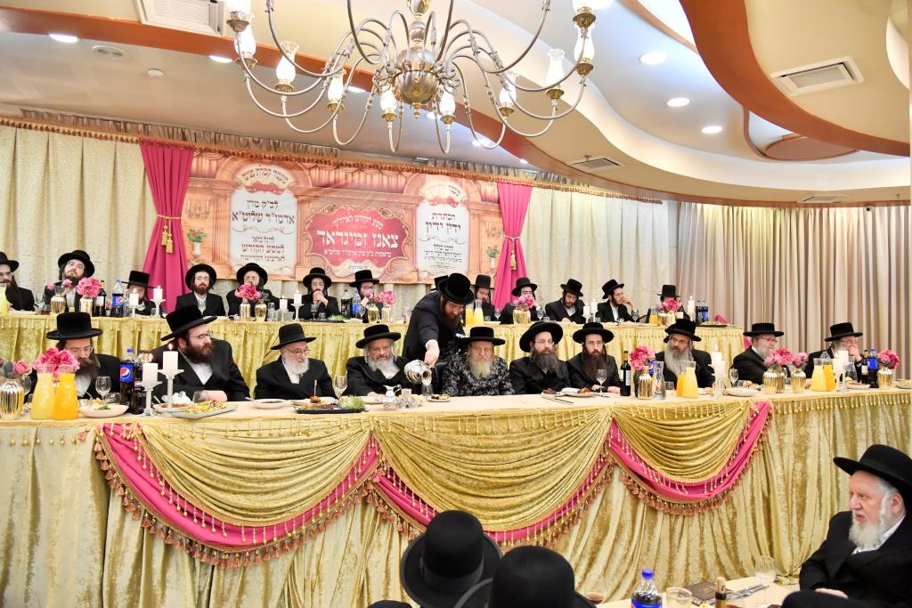 בהשתתפות הרבי: בצאנז ז'מיגראד ערכו מעמד 'כבוד התורה'