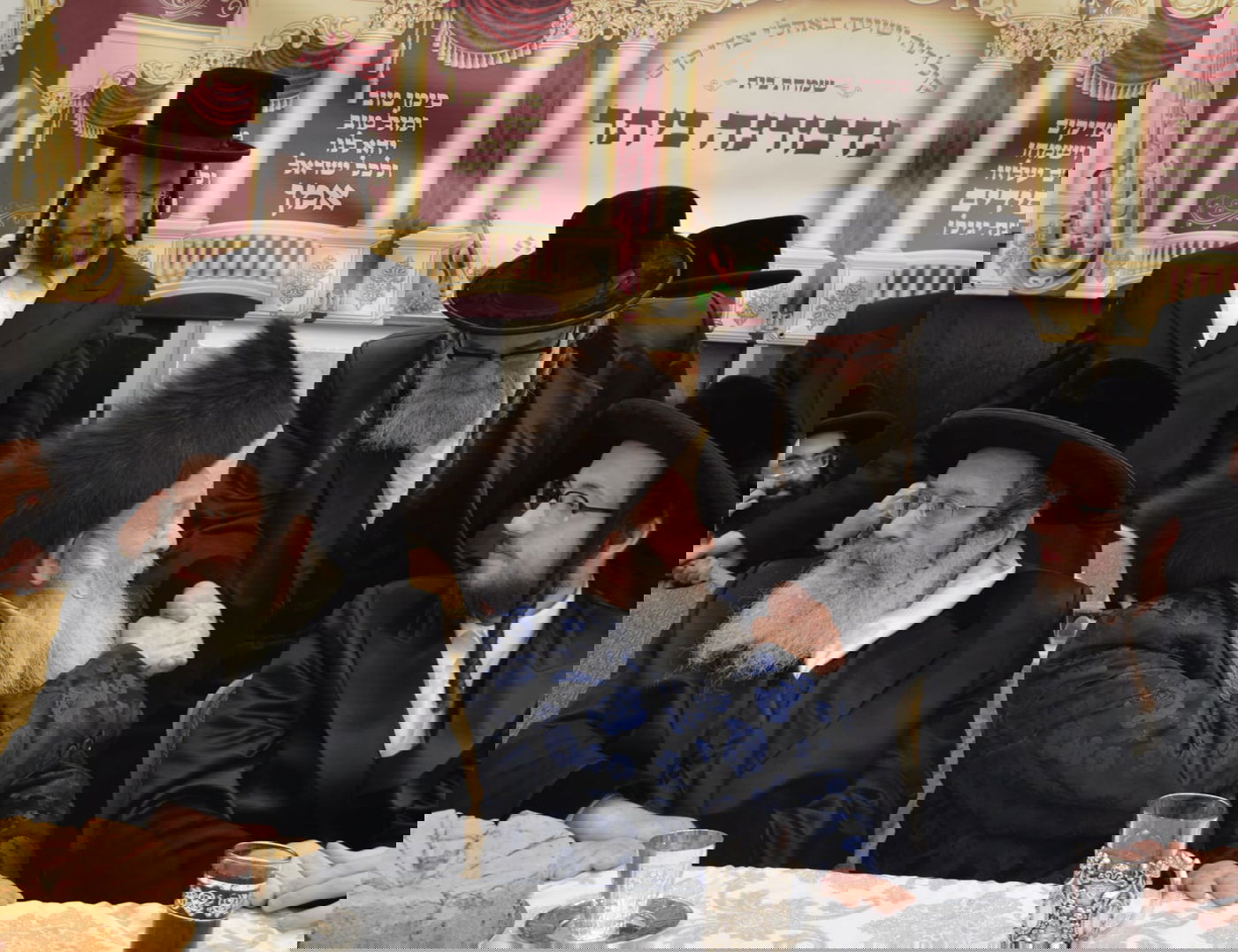 החסידים חגגו את שמחת ה'תנאים' לבת האדמו"ר