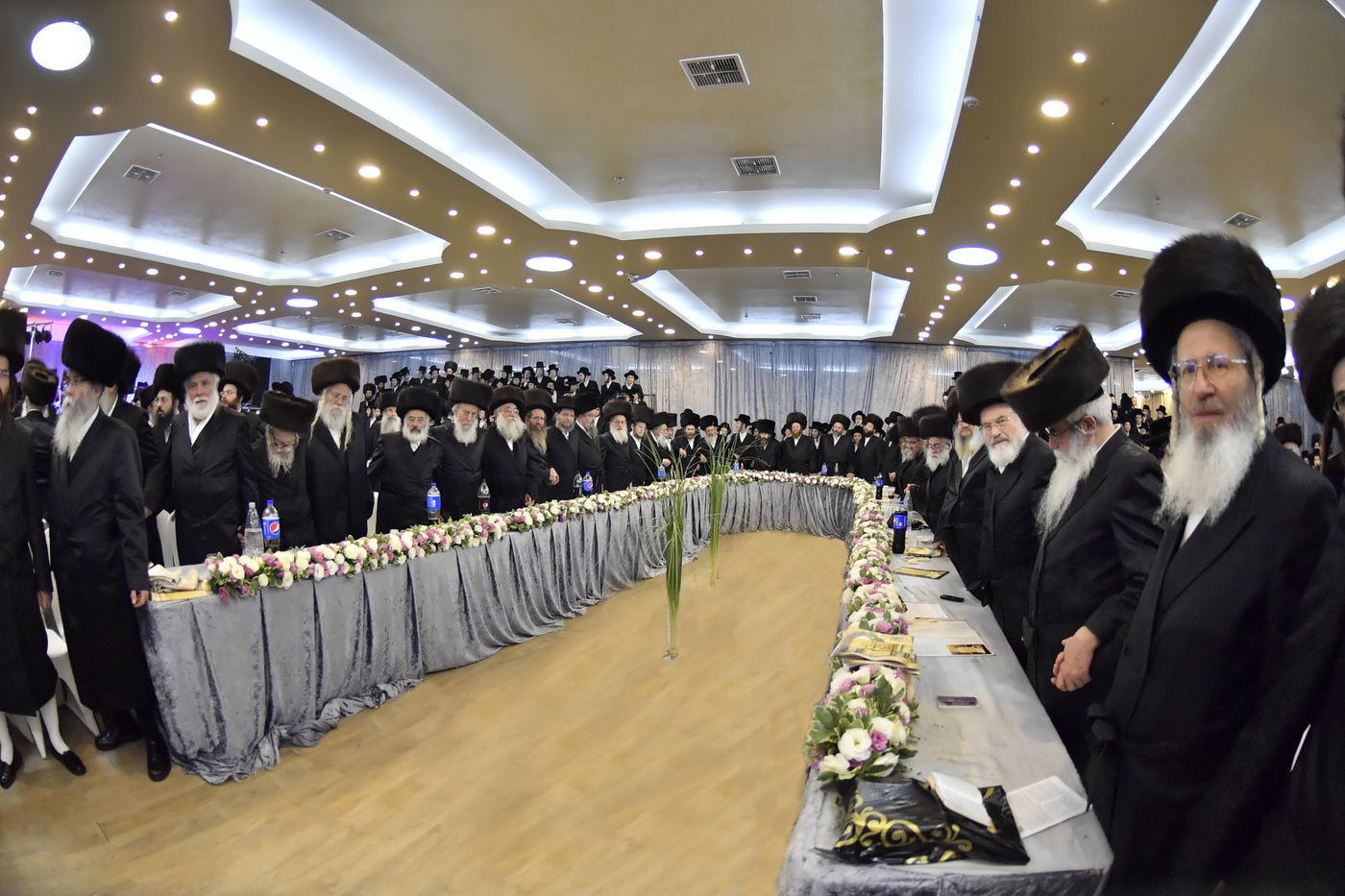 בזוטשקא ערכו מעמד סיום הש"ס בשילוב 'יארצייט'