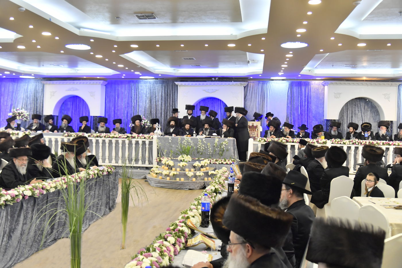 בזוטשקא ערכו מעמד סיום הש"ס בשילוב 'יארצייט'