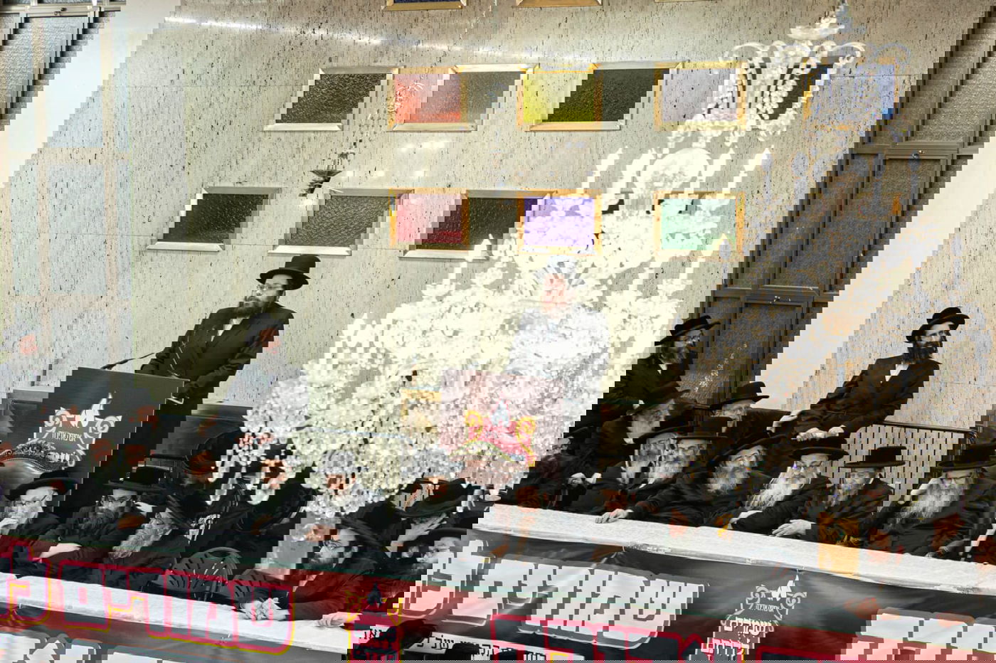 איסור החזקת סמארטפון ופיקוח על הילדים