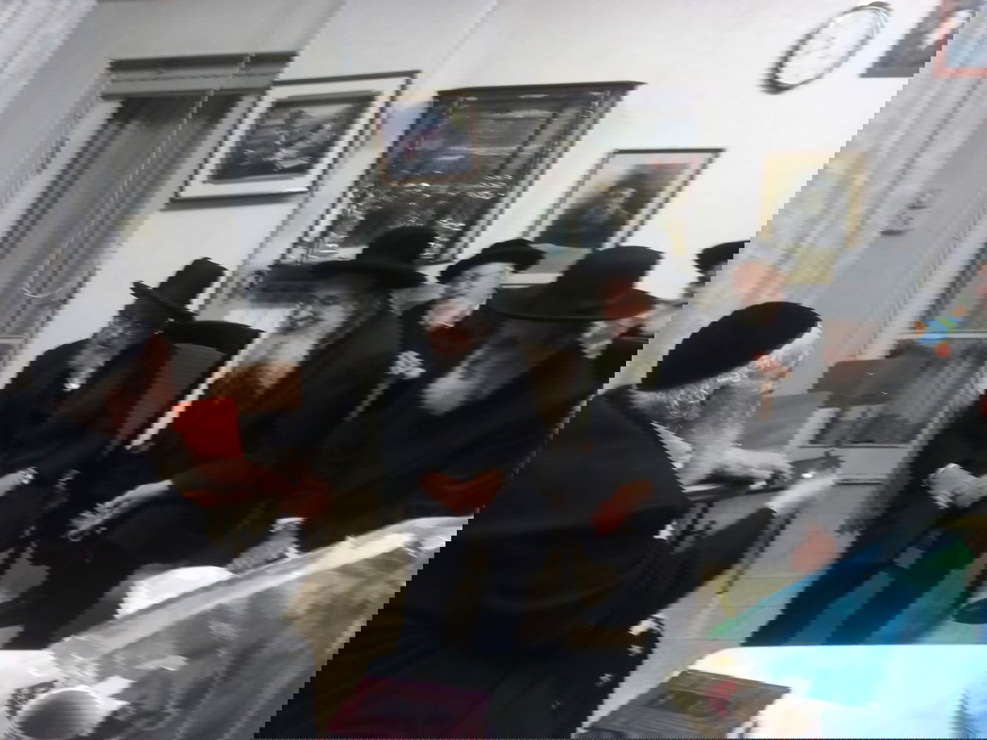 הגר"ש אלתר ואדמו"רים ניחמו את הגר"מ זילבר