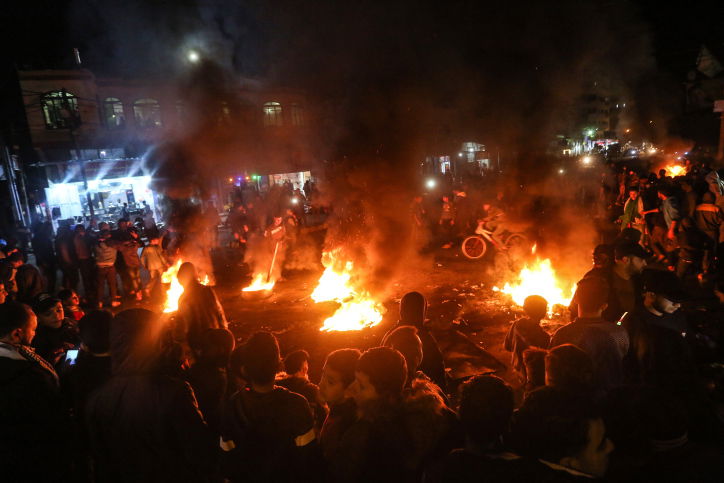 גלריה: התפרעויות הערבים ביו"ש וברצועה